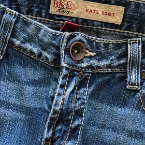 BKE “Kate” distressed jeans
